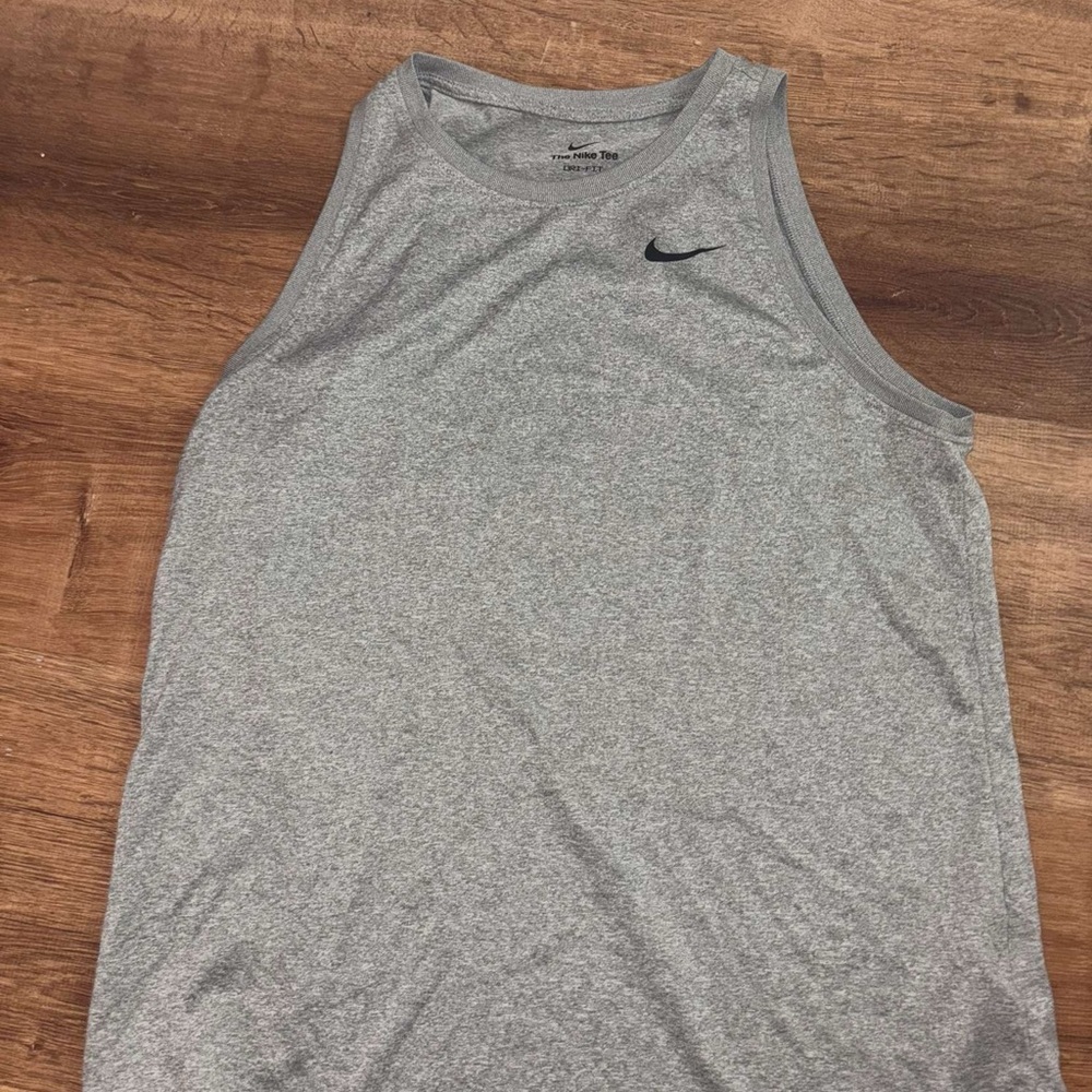 Nike Men's Gray Tank Top